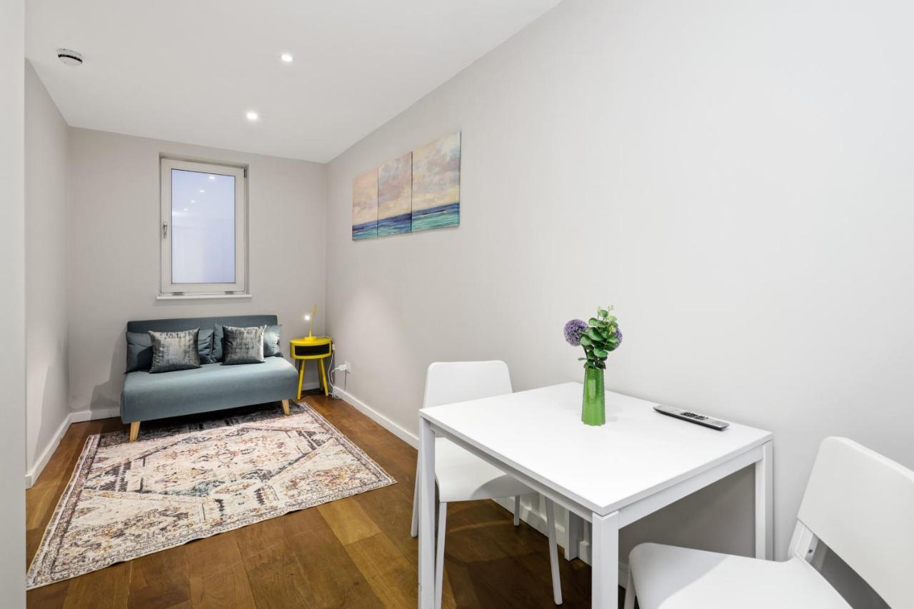 Spacious 1 Bedroom Flat Λονδίνο Εξωτερικό φωτογραφία
